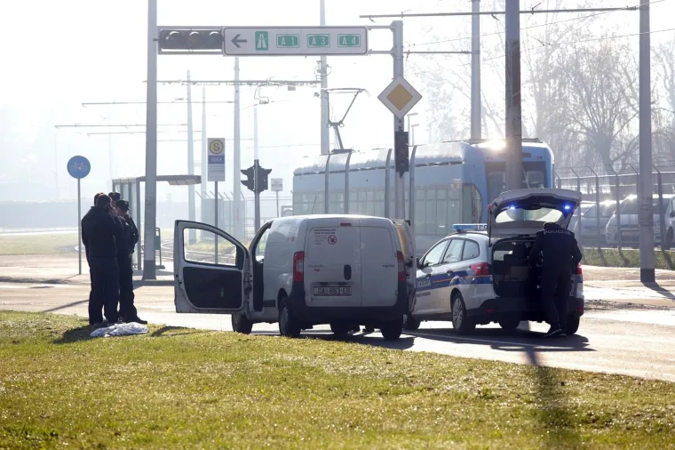 U Zagrebu u Ulici grada Gospića opljačkano vozilo za&scaron;titarske tvrtke koje je prevozilo novac