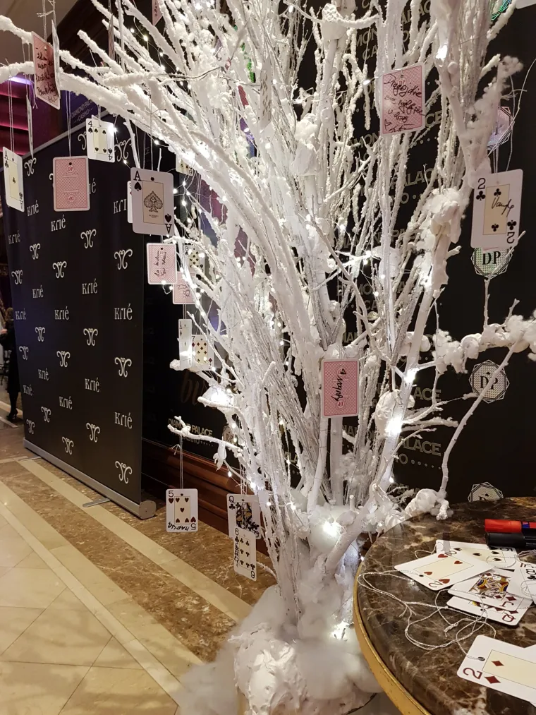 Pogledajte tko je sve do&scaron;ao na predstavljanje Krie Design kolekcije svečanih haljina