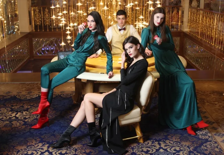 Pogledajte tko je sve do&scaron;ao na predstavljanje Krie Design kolekcije svečanih haljina