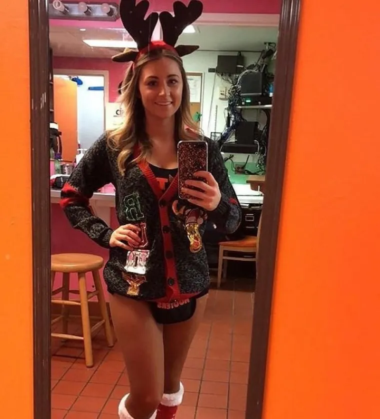 ZNAMO &Scaron;TO ŽELIMO POD BOROM: Njihovo krilo je puno primamljivije od pretilog bradatog starčića