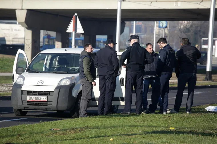 POLICIJSKA POTJERA: Uhićeni naoružani razbojnici koji su presreli kombi za&scaron;titarske tvrtke