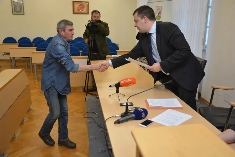 Za potrebe javnih radova Grad Bjelovar zaposlio 10 dugotrajno nezaposlenih osoba