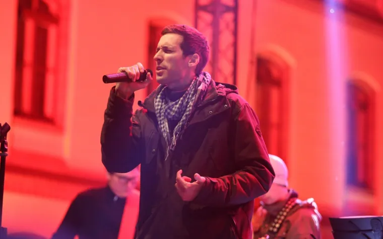 Thompson nastupio na humanitarnom koncertu Isus je Božić