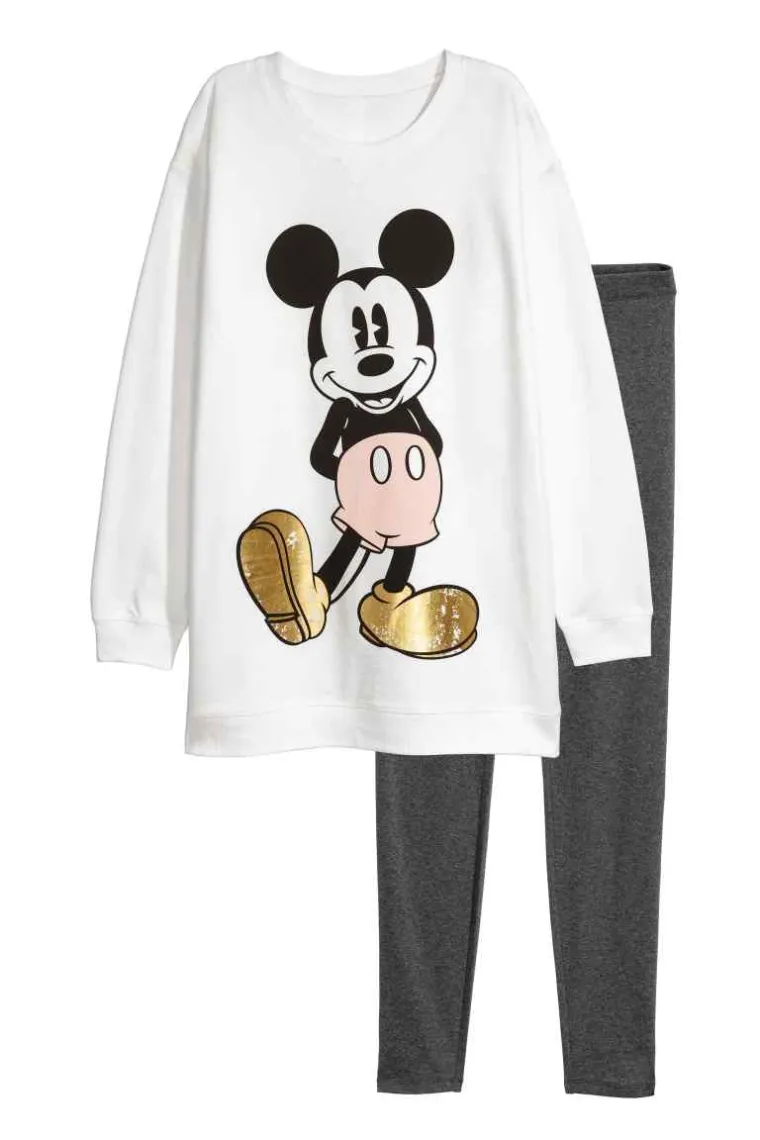 Mickey Mouse pidžama dugih rukava, H&amp;M, 188,59 kuna