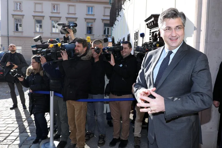 SASTANAK U BANSKIM DVORIMA: Premijer Andrej Plenković primio slovenskog kolegu Miru Cerara