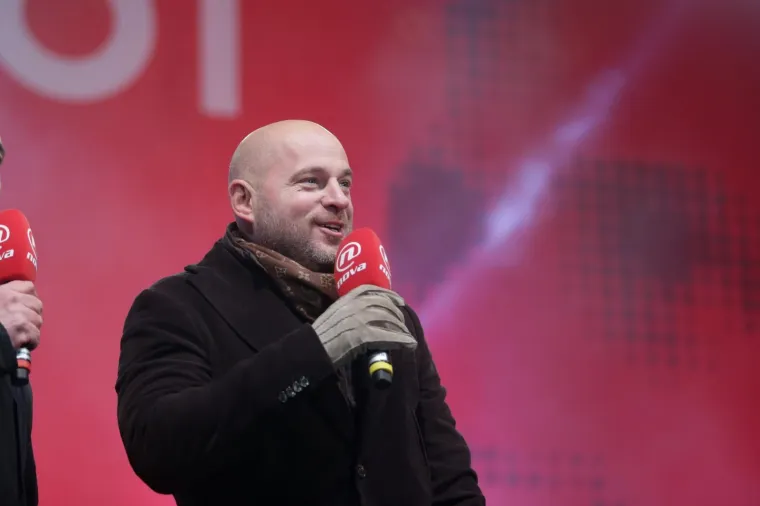 KONCERT 'ŽELIM ŽIVOT' SKUPIO MILIJUN KUNA U SAT VREMENA: Publiku zabavljaju Maja Šuput, Halid Bešlić, Indira...