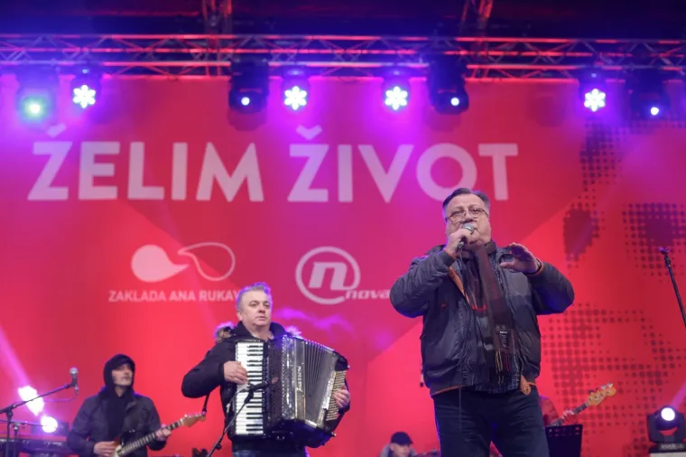 KONCERT 'ŽELIM ŽIVOT' SKUPIO MILIJUN KUNA U SAT VREMENA: Publiku zabavljaju Maja &Scaron;uput, Halid Be&scaron;lić, Indira...