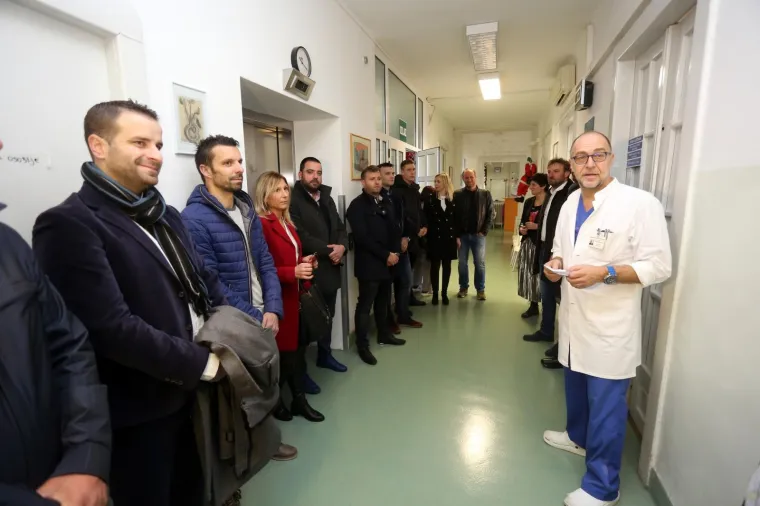 Svečana primopredaja pokretnog ultrazvuka Klinici za dječju kirurgiju u Rijeci