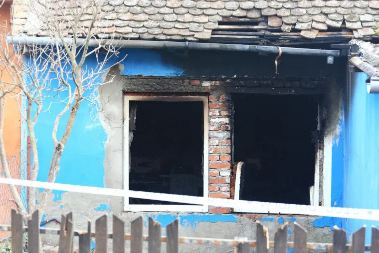 Tužne scene: ovo je kuća u Zapadnom predgrađu Osijeka u kojoj je u požaru poginulo dvogodi&scaron;nje dijete
