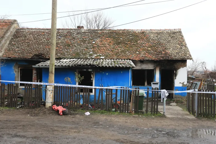 Tužne scene: ovo je kuća u Zapadnom predgrađu Osijeka u kojoj je u požaru poginulo dvogodi&scaron;nje dijete