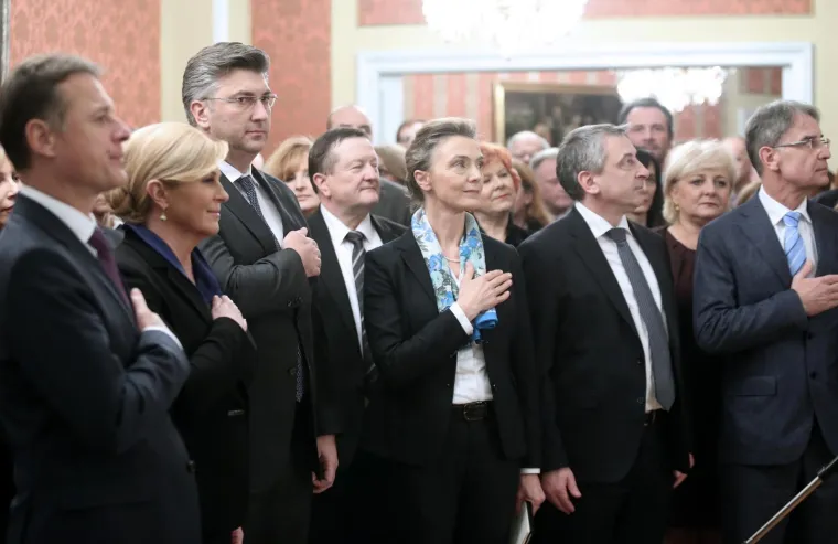 Elegancija par excellence: Grabar-Kitarović, Plenković i ostatak odabrane elite na svečanom primanju predstavnika Diplomatskoga zbora