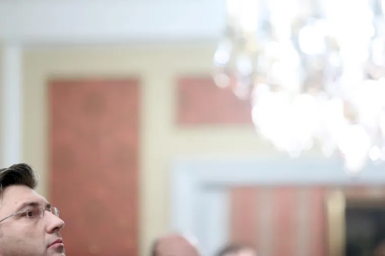 Elegancija par excellence: Grabar-Kitarović, Plenković i ostatak odabrane elite na svečanom primanju predstavnika Diplomatskoga zbora