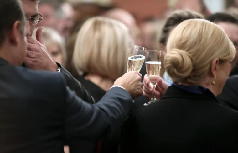 Elegancija par excellence: Grabar-Kitarović, Plenković i ostatak odabrane elite na svečanom primanju predstavnika Diplomatskoga zbora