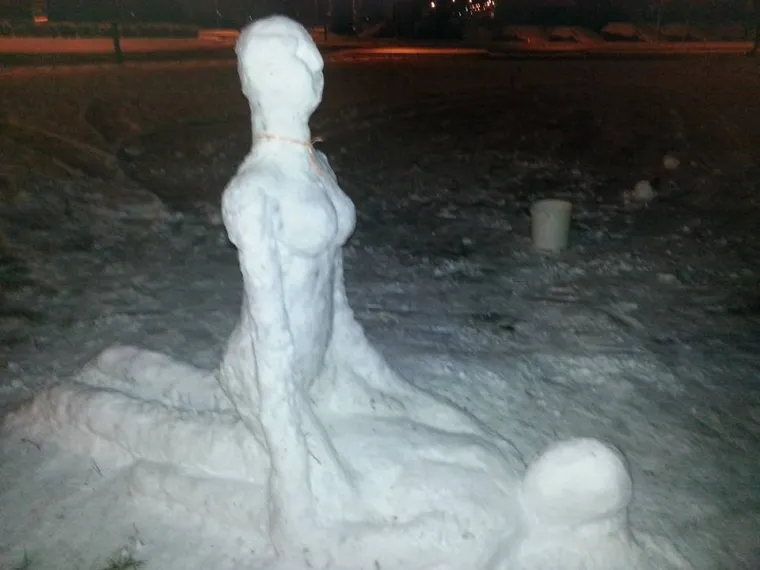 SNJEGOVIĆI KOJI IMAJU BOGATIJI SEKSUALNI ŽIVOT OD VAS: Njemački gradić ponovo na udaru seks-terorista