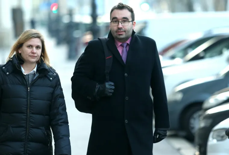 Gradonačelnik Bandić do&scaron;ao u pratnji odvjetnika na pripremno roči&scaron;te za aferu &Scaron;tandovi