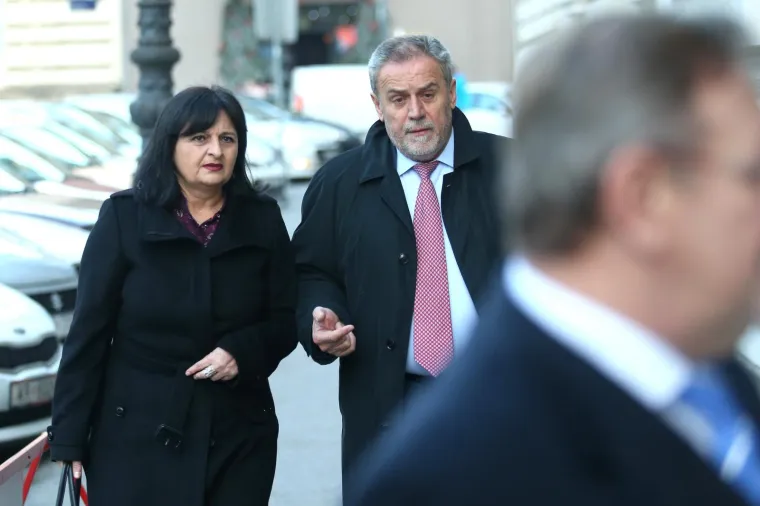 Gradonačelnik Bandić do&scaron;ao u pratnji odvjetnika na pripremno roči&scaron;te za aferu &Scaron;tandovi