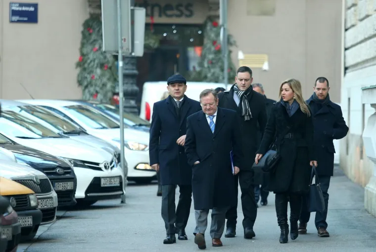 Gradonačelnik Bandić do&scaron;ao u pratnji odvjetnika na pripremno roči&scaron;te za aferu &Scaron;tandovi