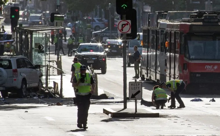 UŽAS U MELBOURNEU: Autom se namjerno zaletili u pješake