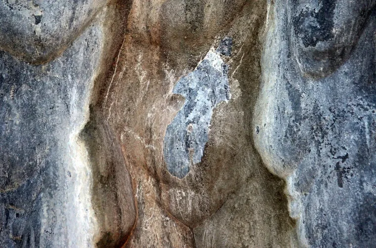 Nepoznati vandali o&scaron;tetili spomenik Ivana Me&scaron;trovića Vrelo života