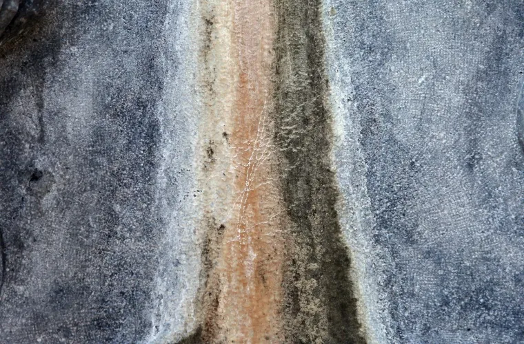 VANDALIZAM U DRNI&Scaron;U: O&scaron;tećeno Vrelo života, spomenik Ivana Me&scaron;trovića