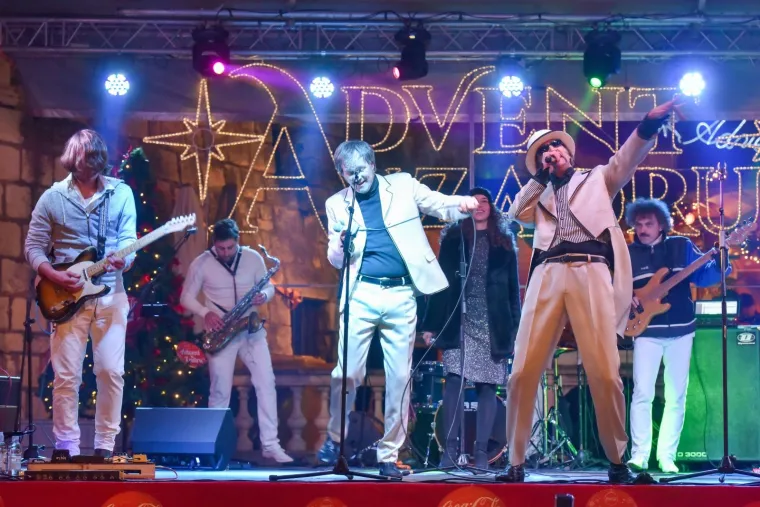 Zadar -  Grupa Soul Fingers zabavljala je Zadrane na Adventu.