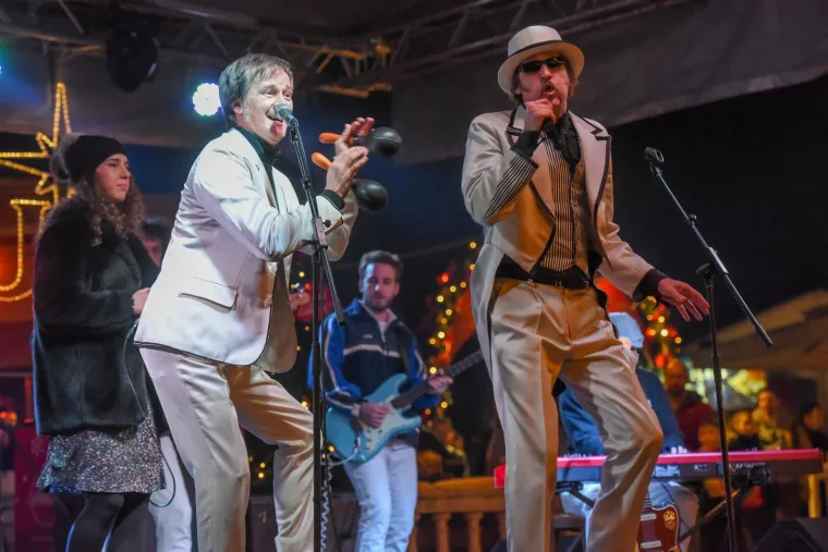 MARKO TOLJA I SOUL FINGERSI ZABAVLJALI DALMATINCE: Zadar i Dubrovnik rasplesali se uz ritmove dobre glazbe