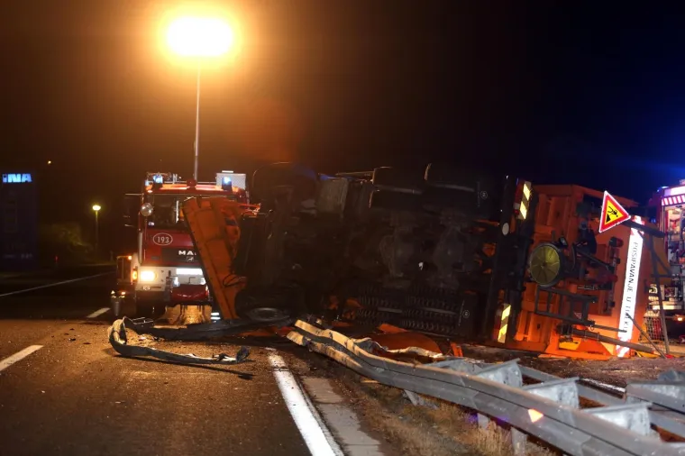 Rijeka: Ralica na boku, jedna osoba poginula, a druga te&scaron;ko ozlijeđena