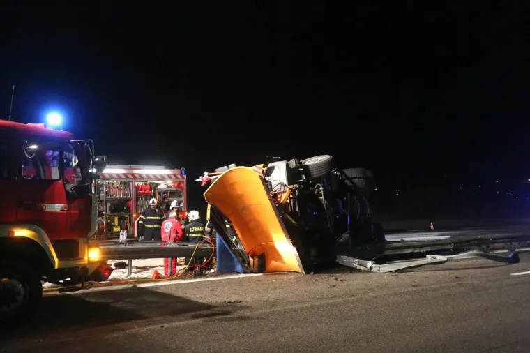 Rijeka: Ralica na boku, jedna osoba poginula, a druga te&scaron;ko ozlijeđena