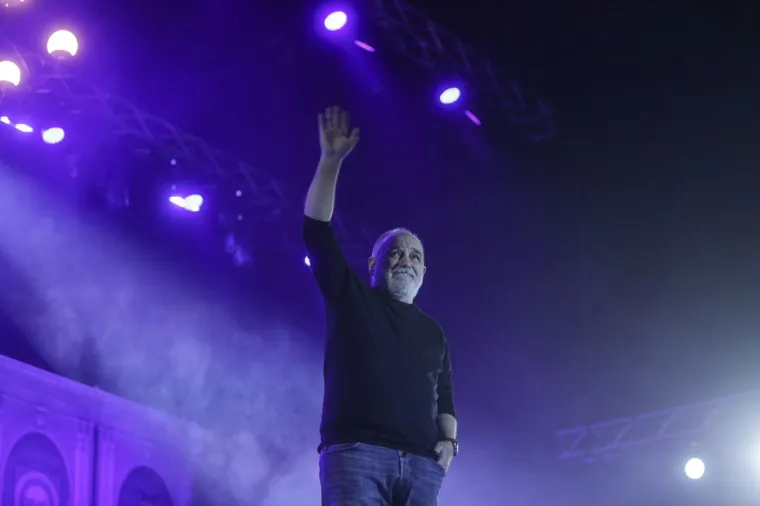 BALA&Scaron;EVIĆ NAPUNIO ARENU DO POSLJEDNJEG MJESTA: 'Panonski mornar' opet odu&scaron;evio fanove: 'Ti si nama vrh vrhova'