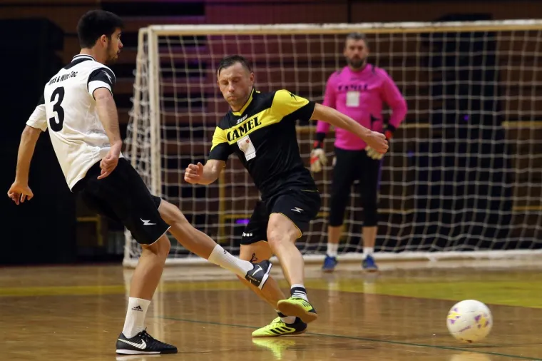 TURNIR ČETIRI KAFIĆA, LEGENDE NA OKUPU: Olić, Pr&scaron;o, Prosinečki, Stanić, Pletikosa, &Scaron;imić... opet obukli dresove