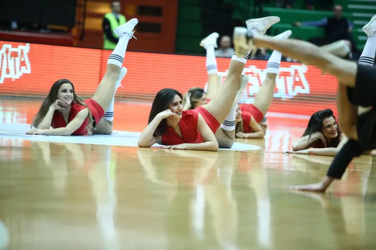 CEDEVITA&Scaron;ICE ZAPALILE DVORANU: Vatrene plesačice odu&scaron;evile publiku svojim vje&scaron;tinama