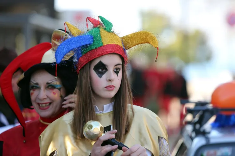 29.01.2017., Crikvenica - Crikvenički karneval. Karnevalska povorka maskaranih skupina i pojedinaca koju predvode  me&scaron;tar Toni i kraljica Riječkog karnevala.