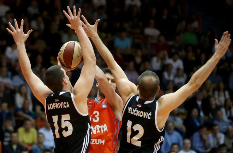 02.04.2017., Dom sportova, Zagreb - Treća utakmica polufinalne serije doigravanja ABA lige, KK Cedevita - KK Partizan NIS.  Marko Tomas, Milo&scaron; Koprivica, Novica Veličković.