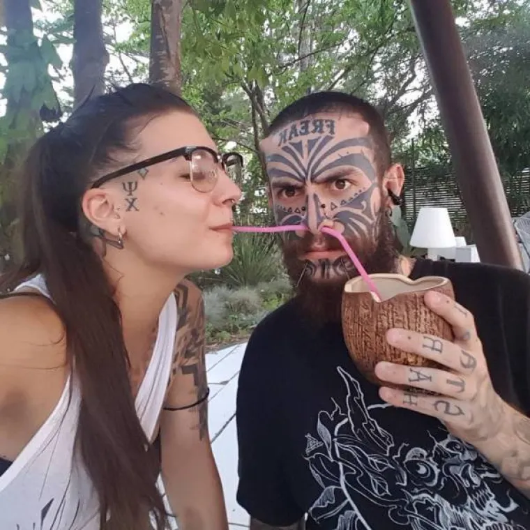 UREĐIVANJE TIJELA POPRIMILO STVARNO BIZARNE RAZMJERE: Imaju toliko tinte i metala na sebi da ih ni majka ne bi prepoznala