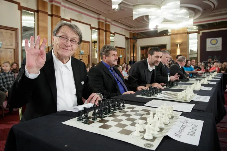 KASPAROV DOKAZAO TKO JE GAZDA: &Scaron;eks, Ćiro i Kotromanović nisu imali nikakve &scaron;anse protiv velemajstora