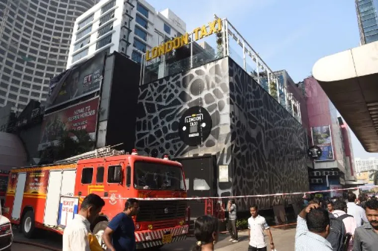 STRAVIČAN POŽAR U INDIJI: Buknuo požar u popularnom restoranu, poginulo 14 osoba