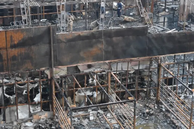 STRAVIČAN POŽAR U INDIJI: Buknuo požar u popularnom restoranu, poginulo 14 osoba