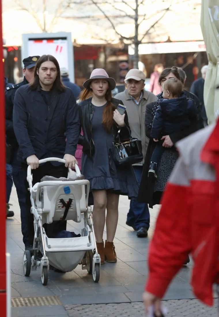 Ivan Vilibor Sinčić je s obitelji prošetao centrom Zagreba.