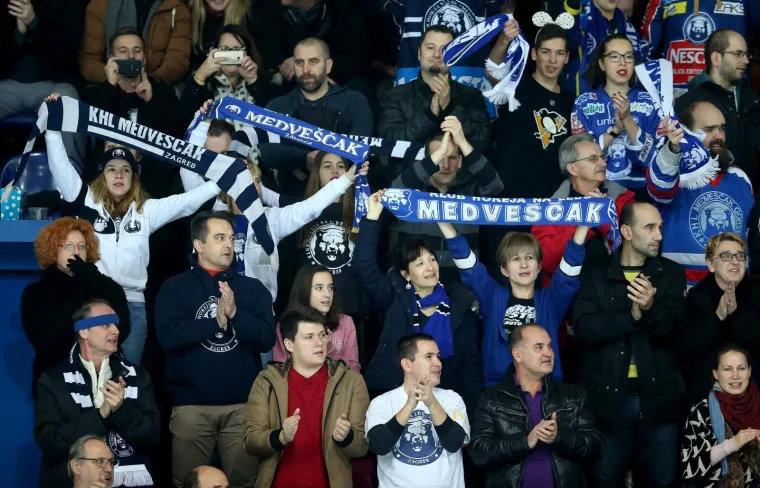 LUDNICA U LEDENOJ: Medvjedi srušili drugu momčad prvenstva