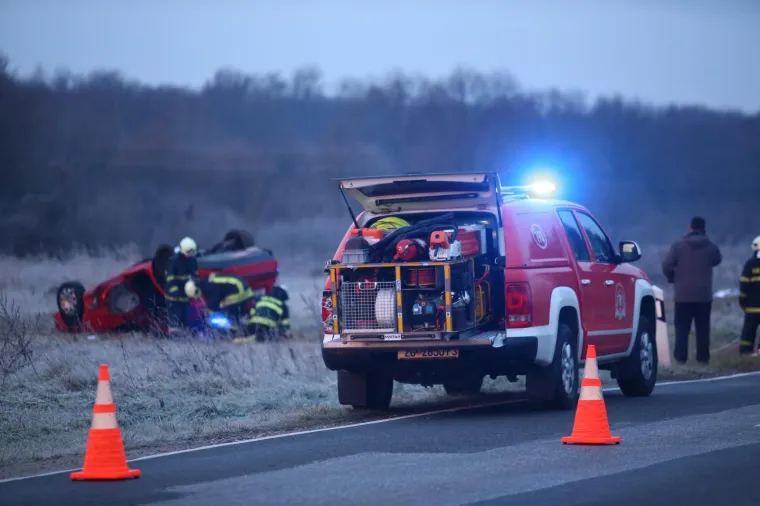 TE&Scaron;KA NESREĆA U DONJEM STUPNIKU: Uslijed izlijetanja automobila s kolnika smrno je stradala jedna osoba