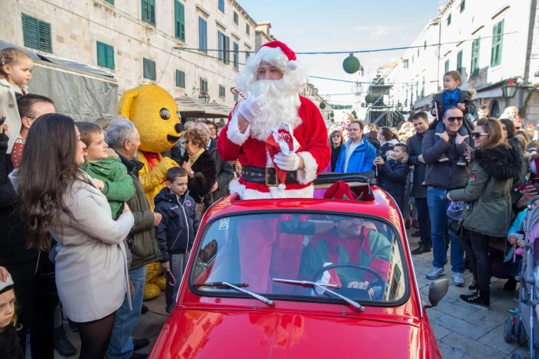 Dječji doček Nove godine i program za djecu na Stradunu. Photo: Grgo Jelavic/PIXSELL