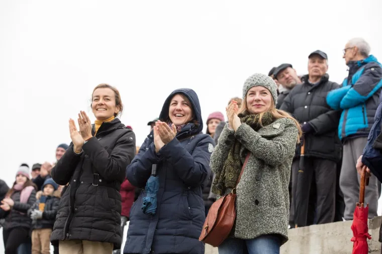 Osijek - Du&scaron;ko Rudež Tuljan po 32. put okupao se u rijeci Dravi i tako svim građanima čestitao Novu 2018. godinu
