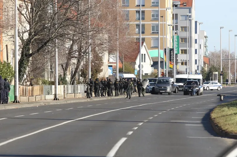 BLOKADA U ZAGREBU: Muškarac se ubio nakon višesatnih pregovora s policijom