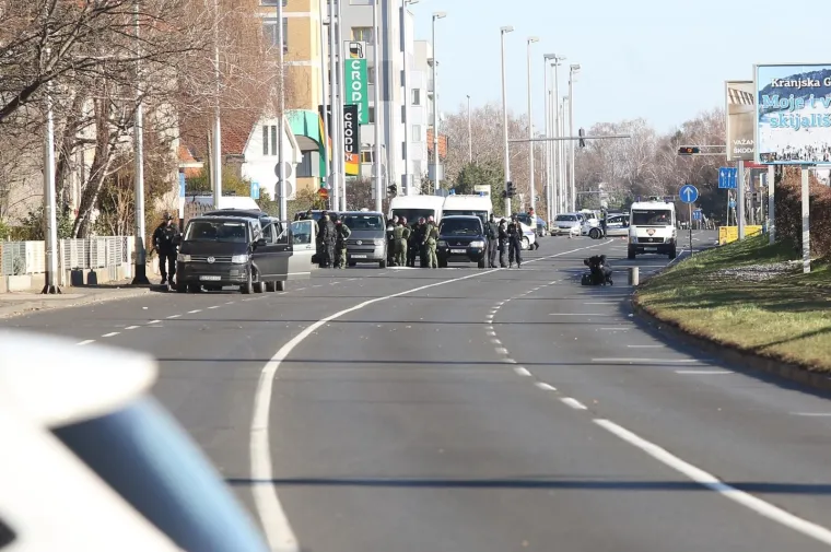 BLOKADA U ZAGREBU: Muškarac se ubio nakon višesatnih pregovora s policijom