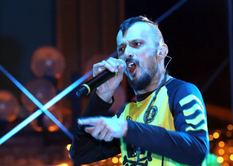 KAKO SE DILJEM HRVATSKE DOČEKALA NOVA GODINA: Dino Merlin u Dubrovniku i Jole u Splitu