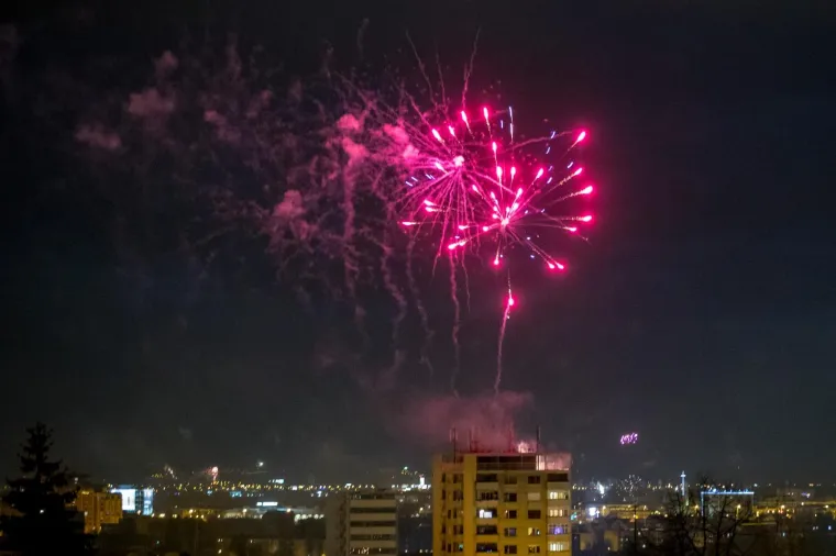 VELIKI VATROMET I KONCERT NA GLAVNOM ZAGREBAČKOM TRGU: Evo kako se dočekala 2018. godina u srcu hrvatske metropole