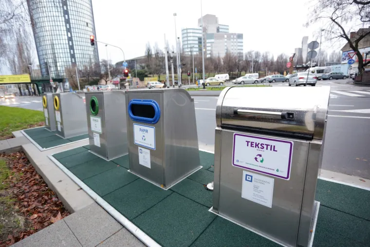 Zagreb: prezentacija podzemnih spremnika za odvojeno prikupljanje otpada u Kranjčevićevoj ulici