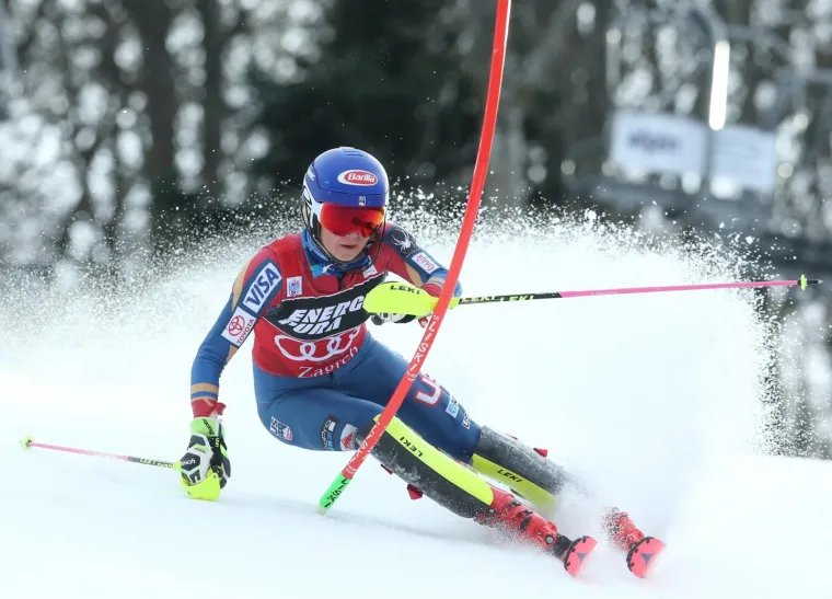 Amerikanka Mikaela Shiffrin deklasirala je konkurenciju u prvoj vožnji, ostvariv&scaron;i gotovo sekundu i pol prednosti pred najbližom pratiteljicom.