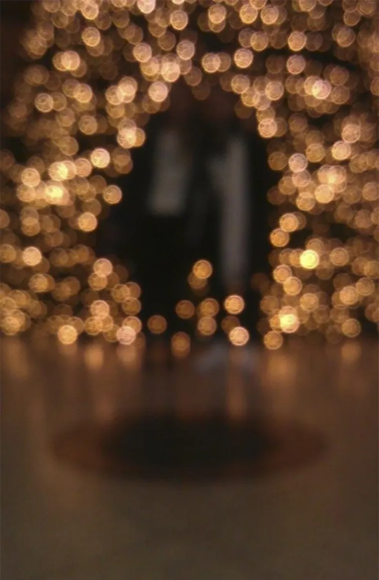 POVJERILI FOTOAPARATE POTPUNIM STRANCIMA: Turisti zamolili prolaznike da ih uslikaju pa dobili urnebesne fotke