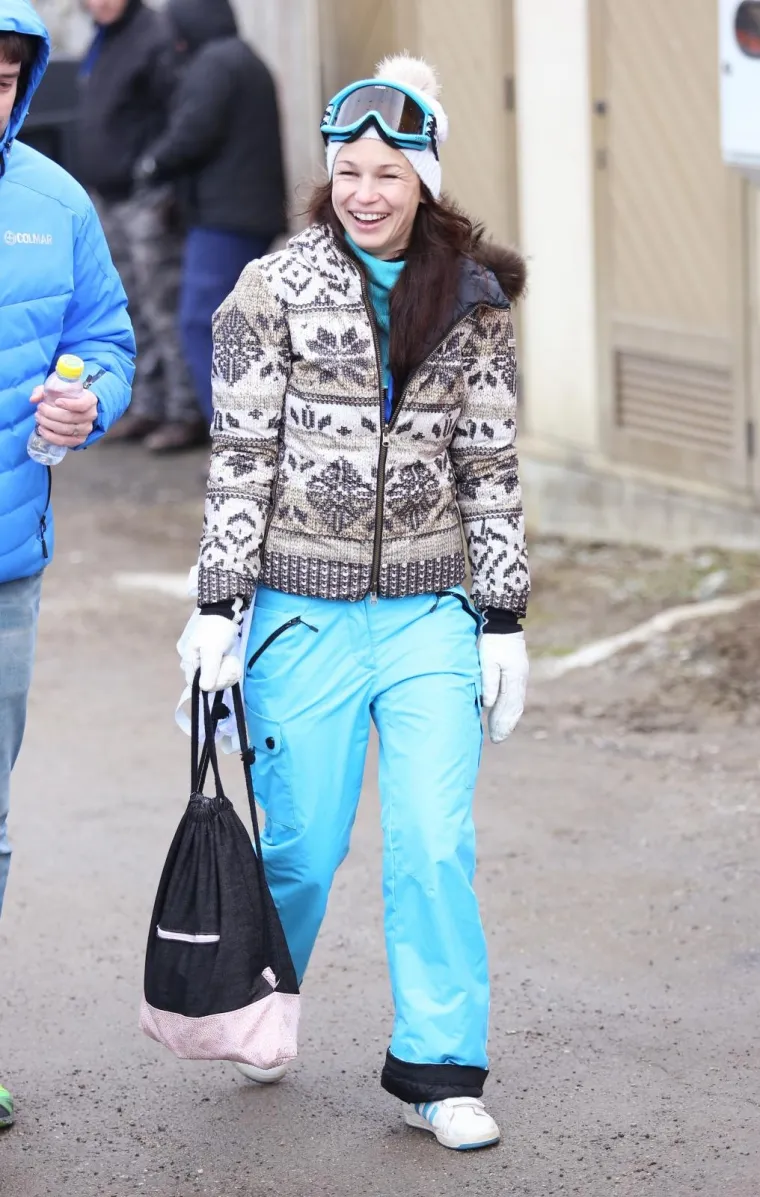 ZANIMLJIVI MODNI IZBORI NA SNJEŽNOJ KRALJICI: Pogledajte kakve se sve krpice nose na Medvednici